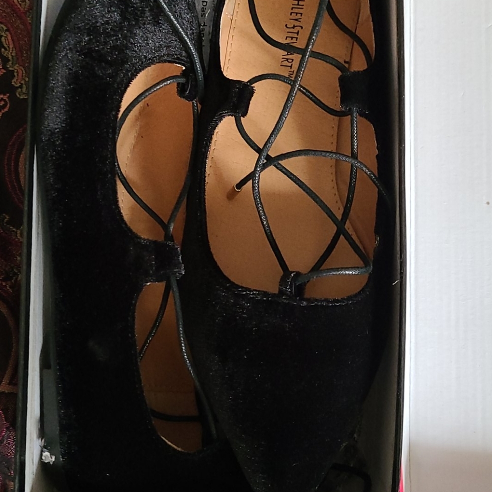 Shoe's